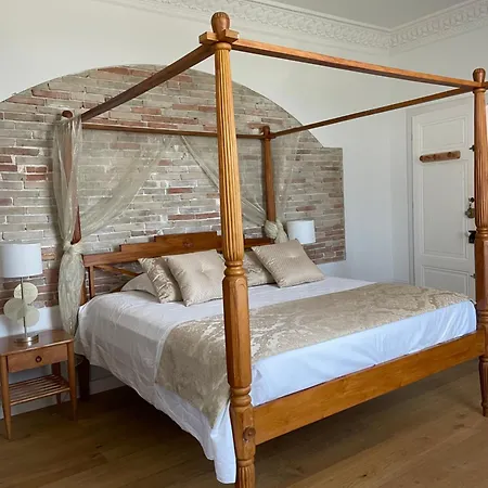 Casa de hóspedes Château De Saint-genix Saint-Genix-sur-Guiers